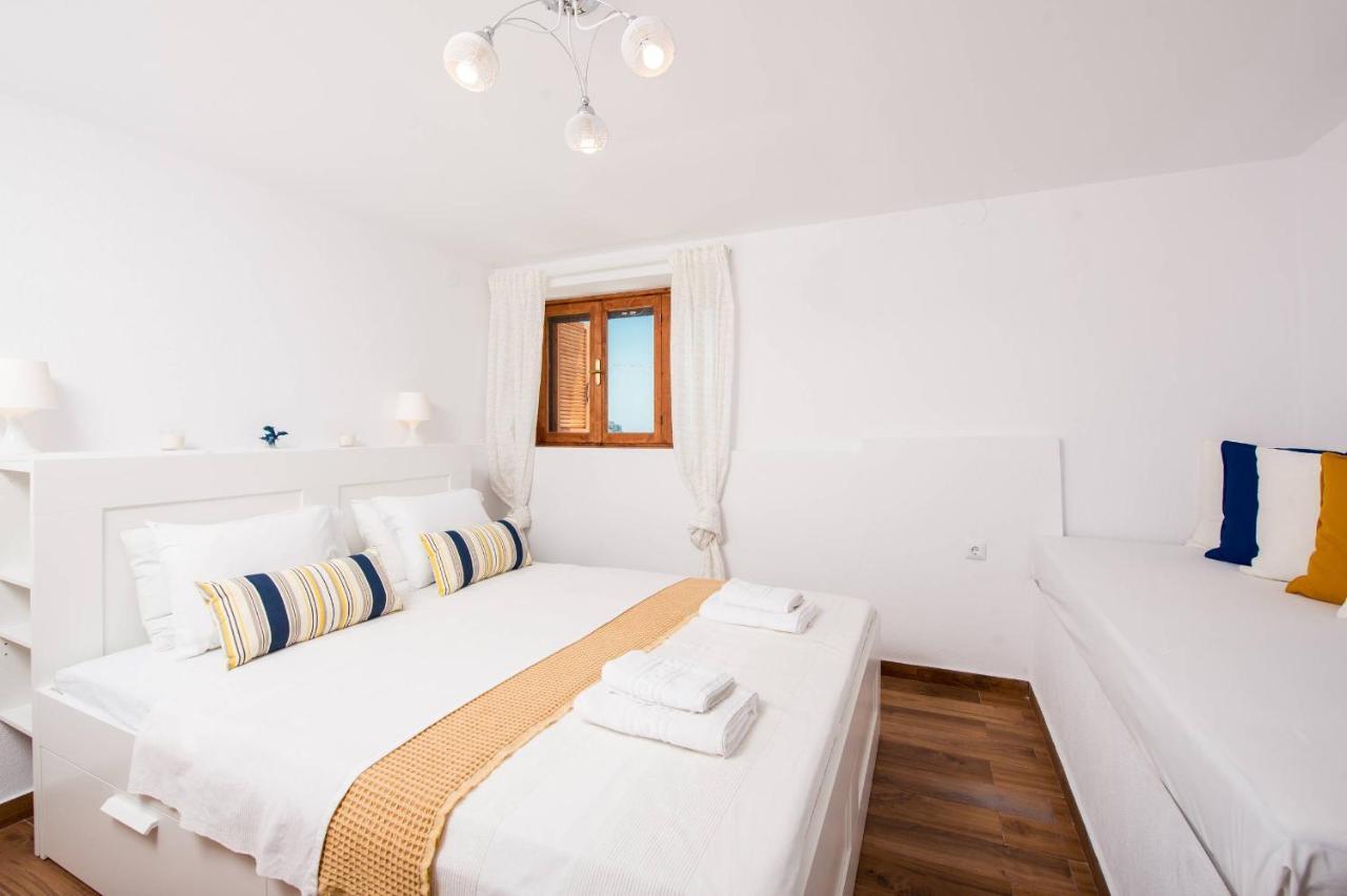 פאניה Athina'S Apartment מראה חיצוני תמונה